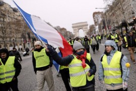 "Žuti prsluci" pokušali da dođu do rezidencije Makrona