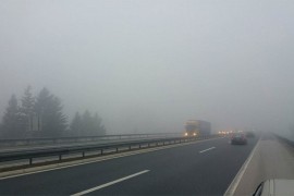 Vozači oprez, magla smanjuje vidljivost
