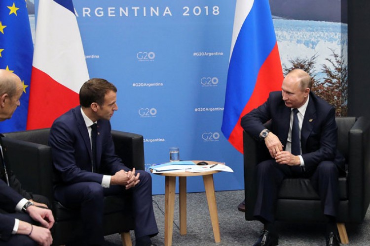 Putin "nacrtao" Makronu zašto je zaplijenio ukrajinske brodove