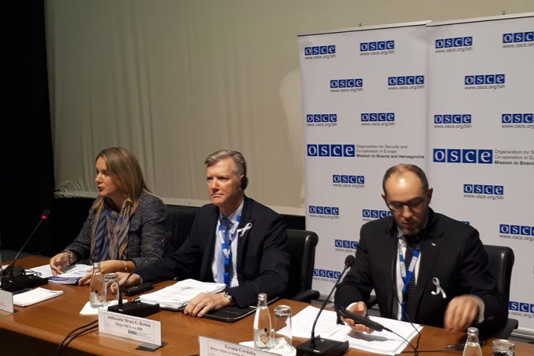 Praksa "dvije škole pod jednim krovom" i dalje u 56 škola u FBiH