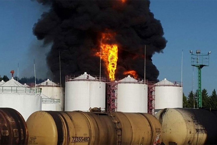 Iran upozorava: Spremite se za naftu od 40 dolara za barel