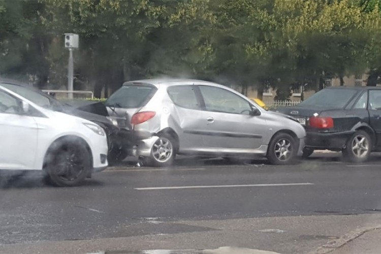 Lančani sudar na autoputu kod Sarajeva