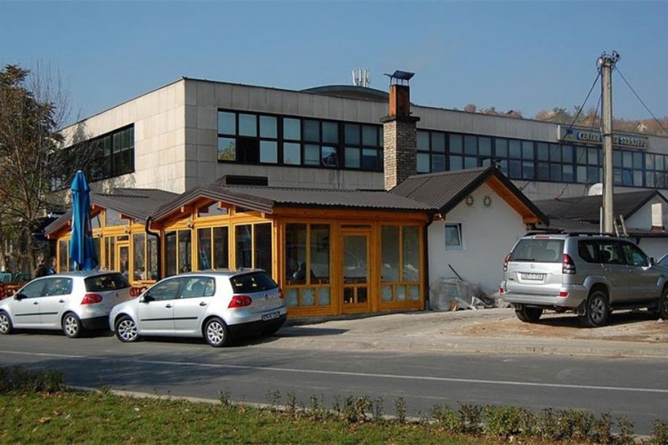 Vlasnik "Zmaja" odgovorio na optužbe da zagađuje vazduh