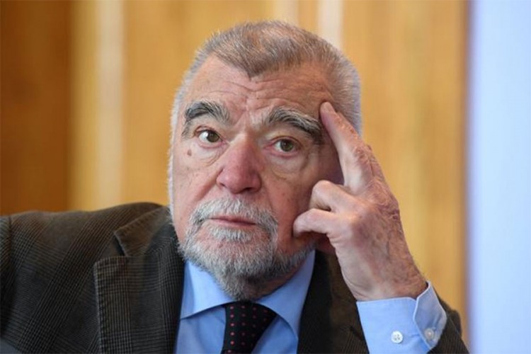 Mesić: Hrvatska mora prihvatiti Komšića
