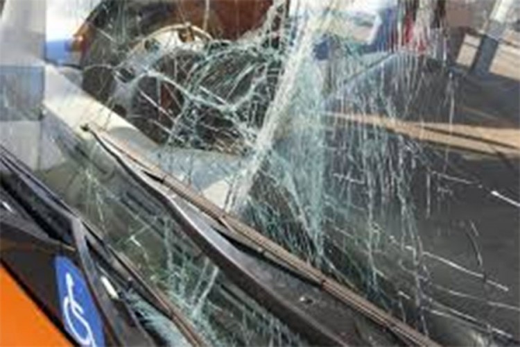 Sudar dva minibusa, 17 osoba poginulo
