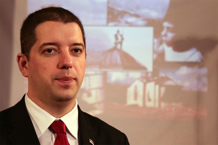 Ðurić: Ne treba nam još oružja na buretu baruta