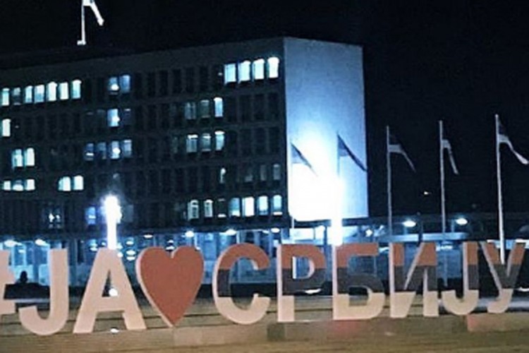 Đoković stigao u Beograd, bodriće Zvezdu protiv Parižana