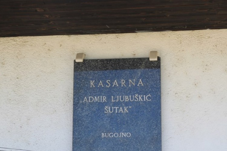Bivša kasarna u Bugojnu na raspolaganju poljoprivrednicima