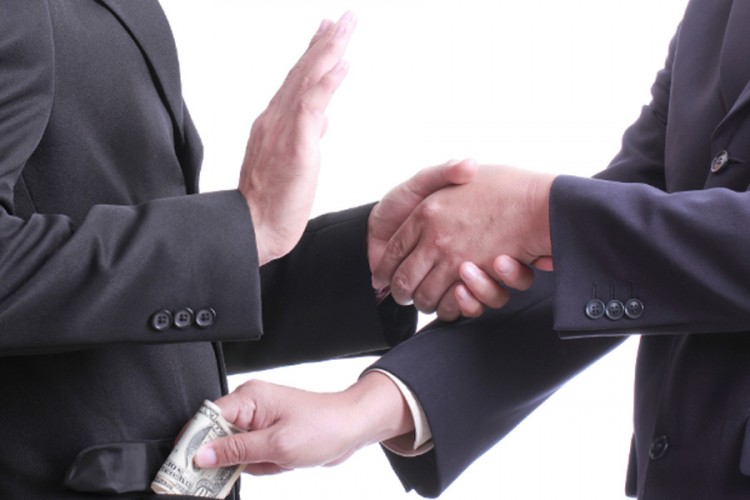 Korupcija u Rusiji progutala 692 miliona dolara