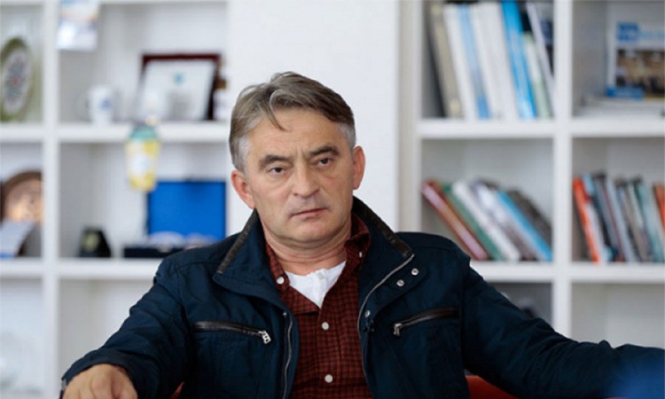 Komšić: Zastava BiH neće biti sklonjena iz Predsjedništva