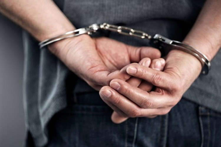 Uhapšen zbog napada na policajca i prodaje droge