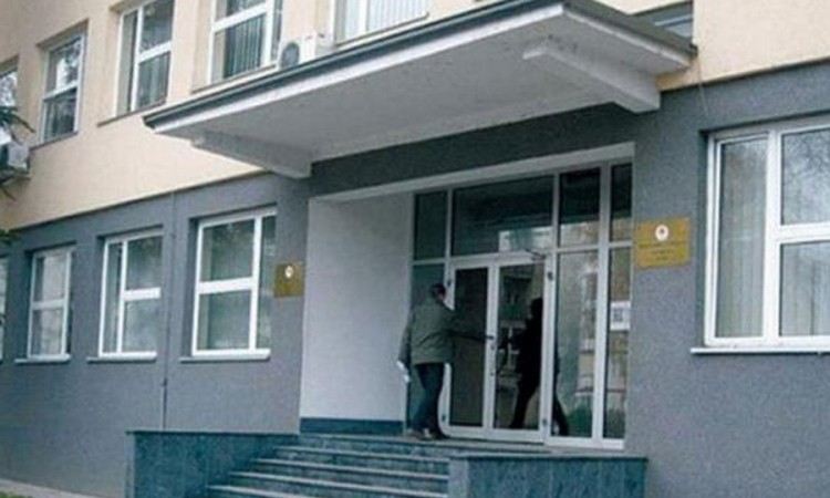 Dobojlijama ukupno 10 godina zatvora: Mučili druga, udarili ga autom pa ga opljačkali