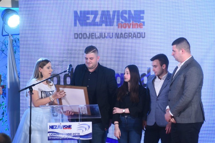 Nagrada za podvig godine hrabrim momcima koji su spasili djevojčicu od utapanja