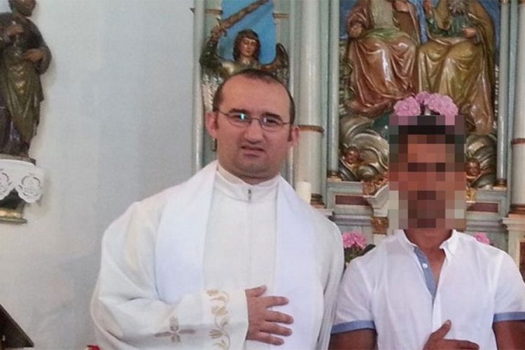Hrvatski sveštenik raspustio hor jer bolje ogovara nego što pjeva