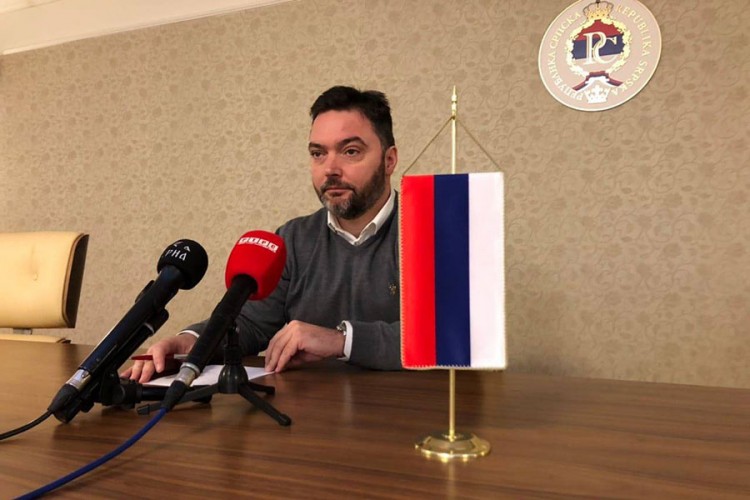 Košarac: Otvoriti pitanje smjene Zvizdića