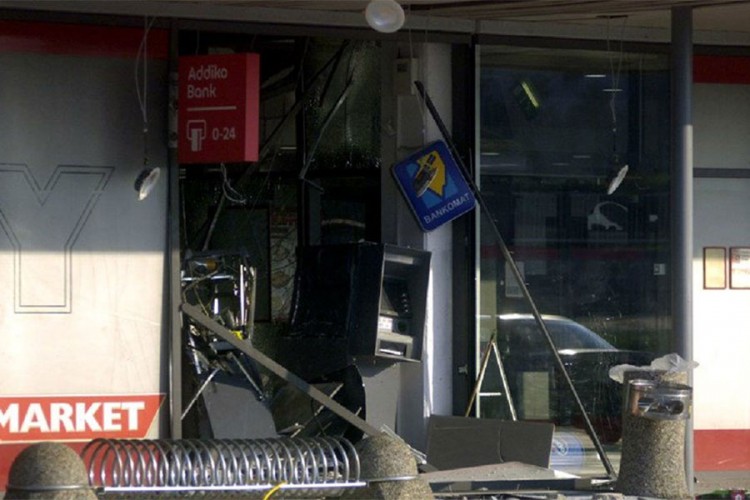 Istarski policajci došli na uviđaj pa ukrali novac iz raznesenog bankomata?