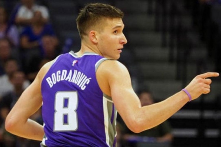 Pobjeda Sakramenta, Bogdanović 14, Bjelica 11 poena