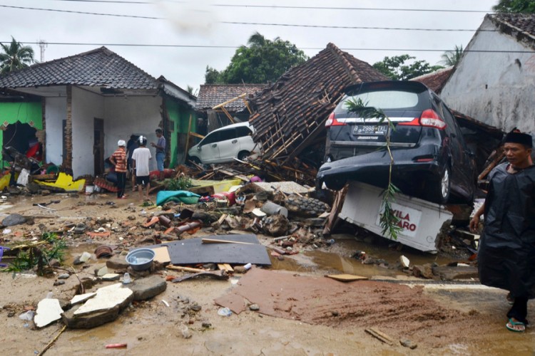 Snimak dronom prikazuje razmjere katastrofe u Indoneziji