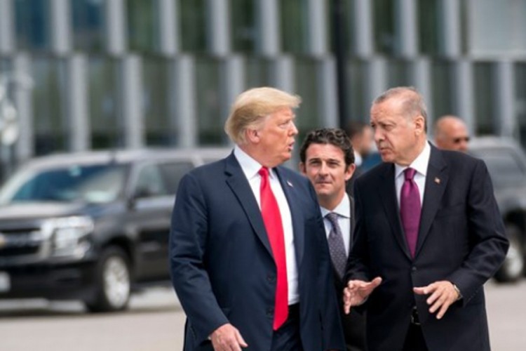 Tramp i Erdoan o povlačenju američke vojske iz Sirije