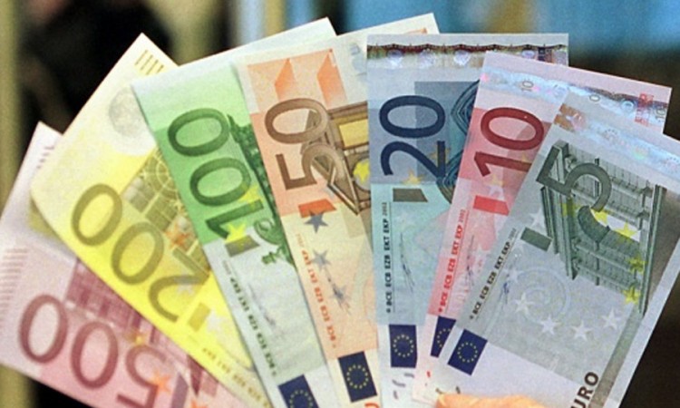 Od Italijanke oduzeto 66.550 evra na sarajevskom aerodromu