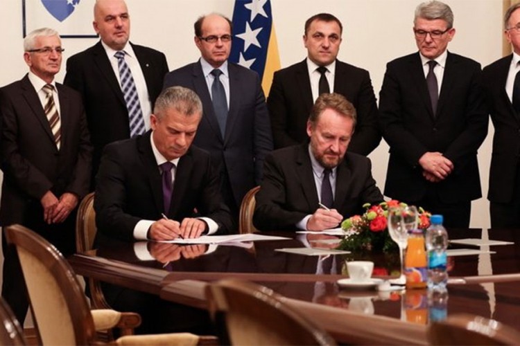 Propali pregovori SDA i SBB