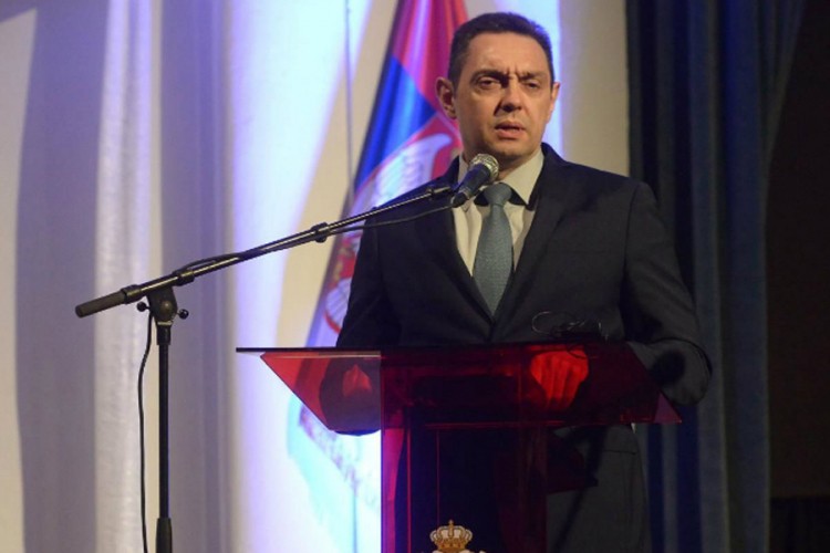 Vulin Đukanoviću: Od Turčina gori poturica