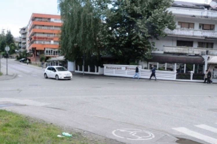 Ugovori za izgradnju višenamjenskih objekata na Laušu i Petrićevcu
