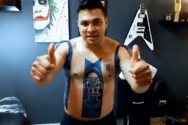 Istetovirao dres omiljenog tima, sad mu ne treba majica