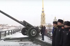 Putin pucao iz topa u Sankt Peterburgu