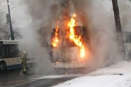 Zapalio se autobus u centru Sarajeva