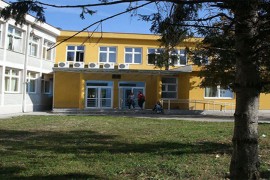Profesor tuzlanske Gimanzije fizički napao direktoricu i pedagogicu