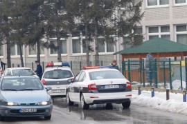 Profesor iz Tuzle koji je brutalno pretukao kolegice predat ...