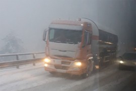 Odron kod Konjica, kamioni zaglavljeni kod Jablanice