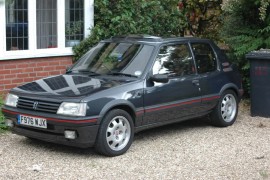 Istorija Peugeota 205
