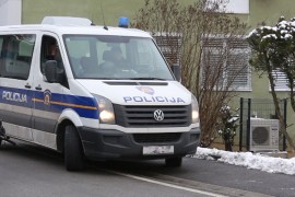 Porodica preminulog pacijenta razbijala po bolnici, napadnuti i ...