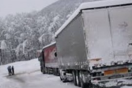 Zbog mećave zabranjen saobraćaj za šlepere ka Foči