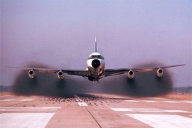 Avion na aerodromu stoji deset godina