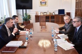 Predstavnik švajcarske ambasade upoznat o strategiji razvoja grada