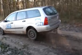 Šta se desi kad vozite bez amortizera po šumskom putu?
