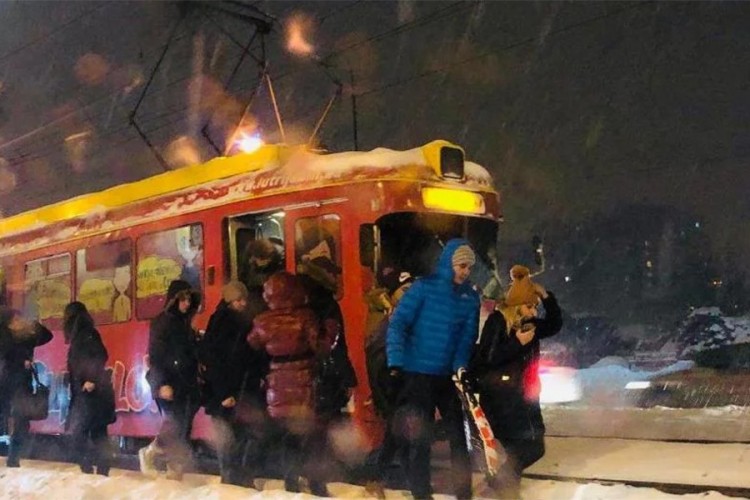 Zapalio se krov tramvaja u Sarajevu