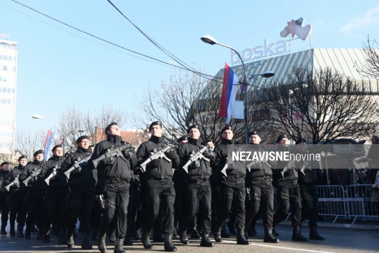 "Pukni zoro" orilo se sa Trga Krajine u Banjaluci