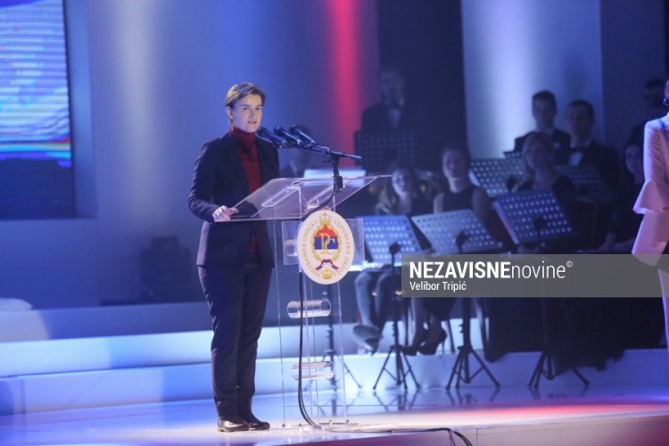 Brnabić: Potrebni hrabrost i mudrost da naš narod ne živi kako ga vetrovi nose