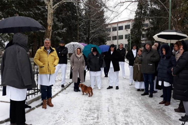 Generalni štrajk ljekara u USK 14. januara