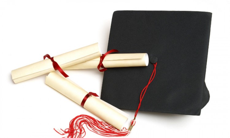 Zatražena provjera diploma zaposlenih u Parlamentu BiH