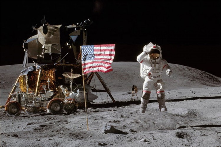 Većina Rusa ne vjeruje da su Amerikanci sletjeli na Mjesec
