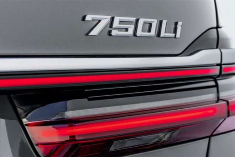 Redizajn BMW Serije 7 više nego specifičan