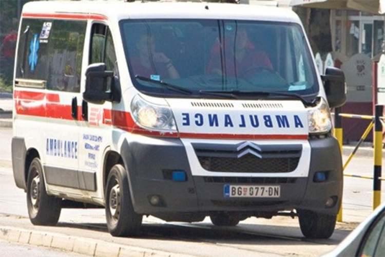 Tragedija u osnovnoj školi: Učenica sedmog razreda preminula u zbornici