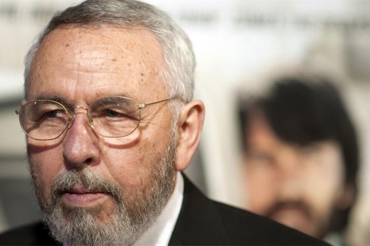 Toni Mendez, bivši špijun CIA, preminuo u 78. godini