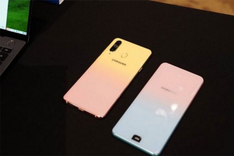 Samsung sprema Galaxy A8s FE