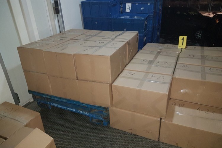 Prijavili obuću, a prevozili 350 kg droge